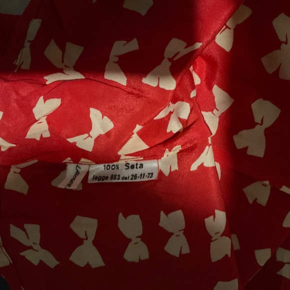 VINTAGE  SILK  BLOUSE BY  BELTRAMI  ‘CREEDS TORONTO ‘ SIZE 44’’ - Picture 6 of 14